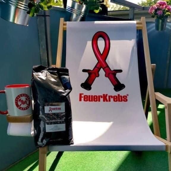 FeuerKrebs - Strandstuhl mit Getränkehalter